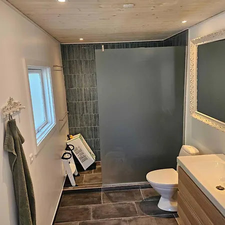 Cozy With Wilderness Bath * Follenslev